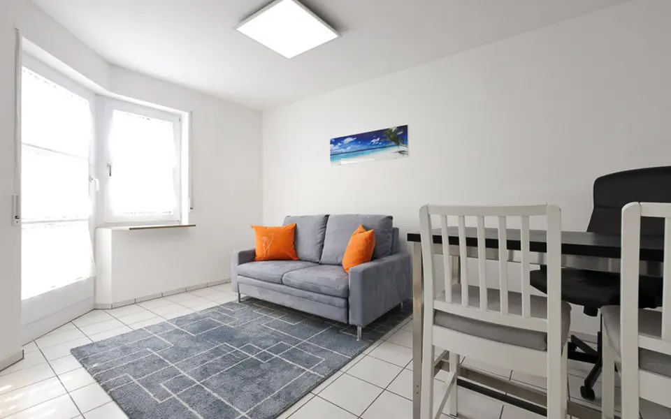 WG-Zimmer mit 36 m² in Herrenberg – Bild 1