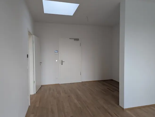 2 room apartment with 80 m² in Berlin – Photo 10