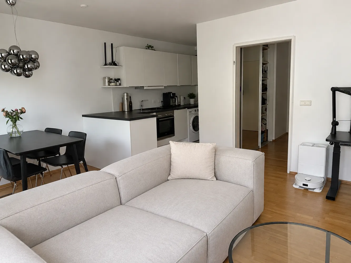 2 Zimmer Wohnung mit 45 m² in München – Bild 6