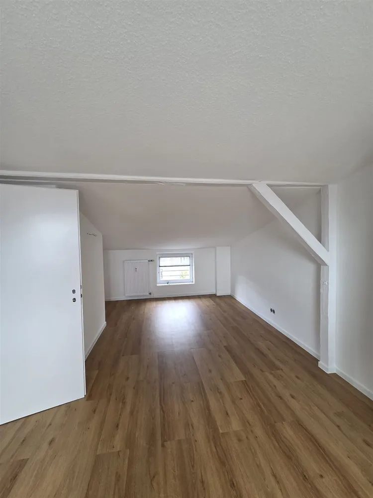 2 Zimmer Wohnung mit 52 m² in Kiel – Bild 2