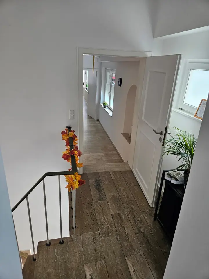 3 Zimmer Wohnung mit 105 m² in Trier – Bild 2