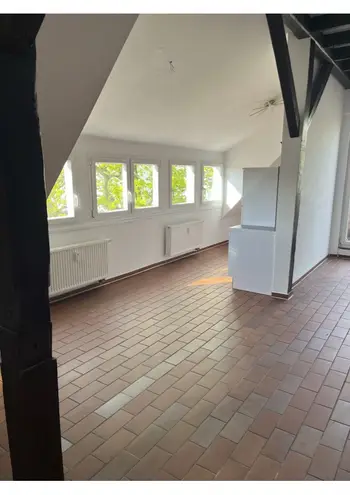 2 Zimmer Wohnung mit 90 m² in Köln – Bild 2