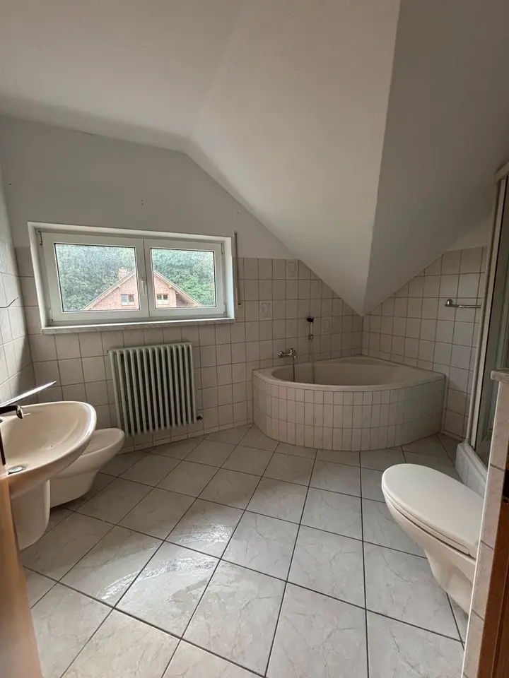 6 Zimmer Wohnung mit 244 m² in Uelzen – Bild 7