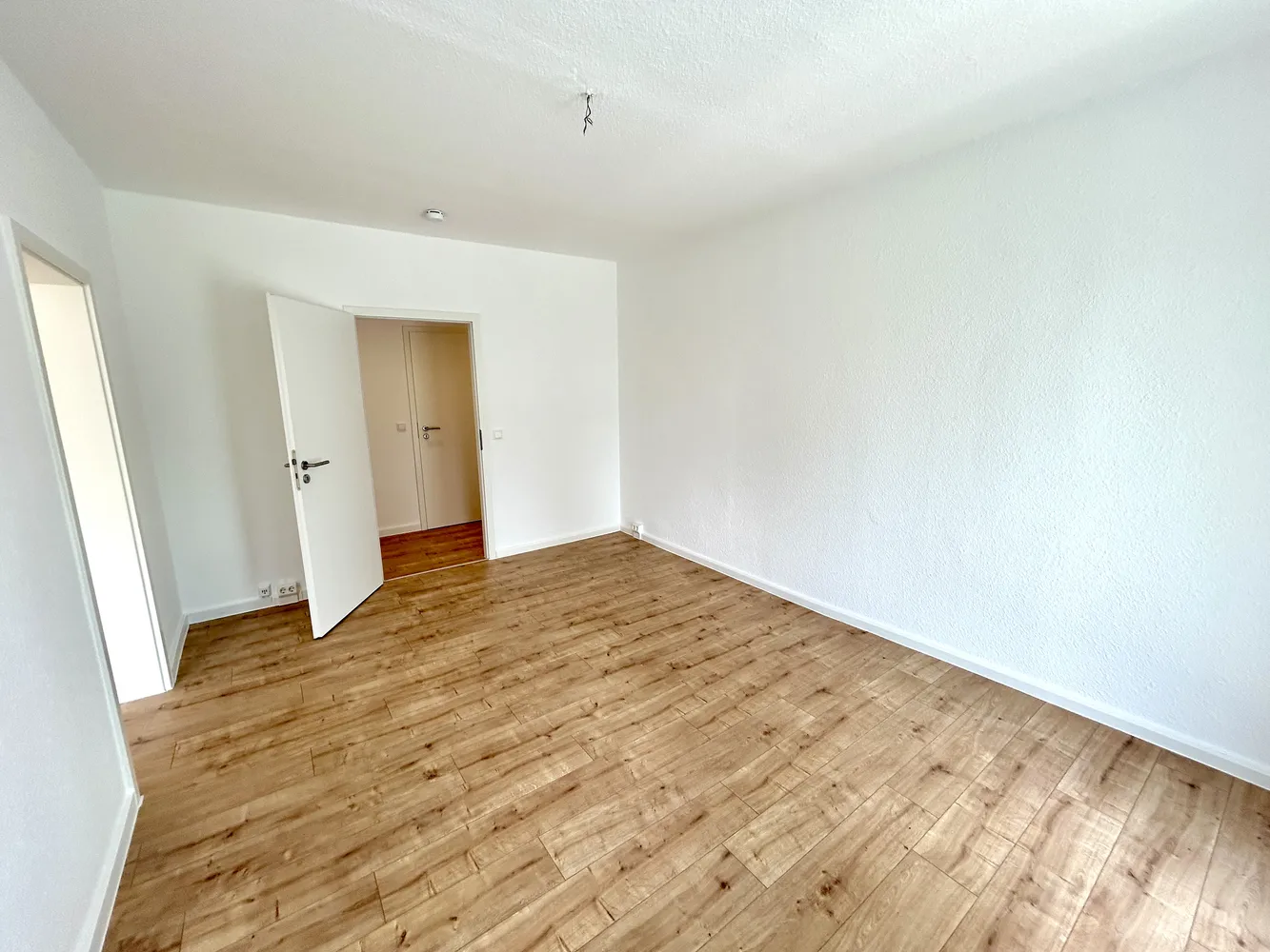 4 room apartment with 68 m² in Magdeburg – Photo 2