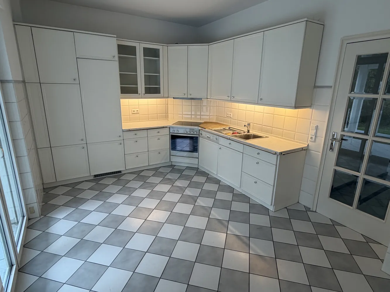 3 room apartment with 130 m² in Cologne – Photo 9
