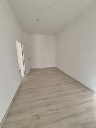 4 room apartment with 110 m² in Chemnitz – Photo 3