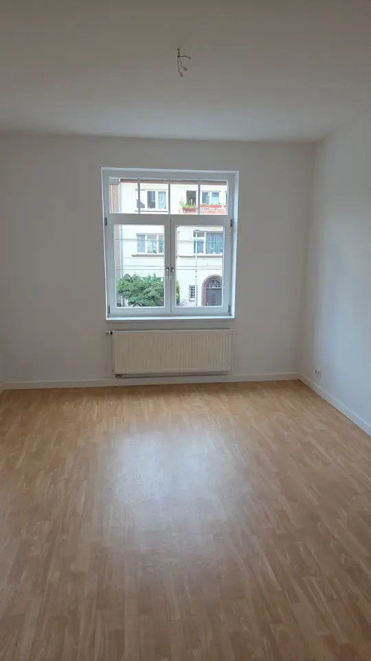 2 Zimmer Wohnung mit 75 m² in Hannover – Bild 1