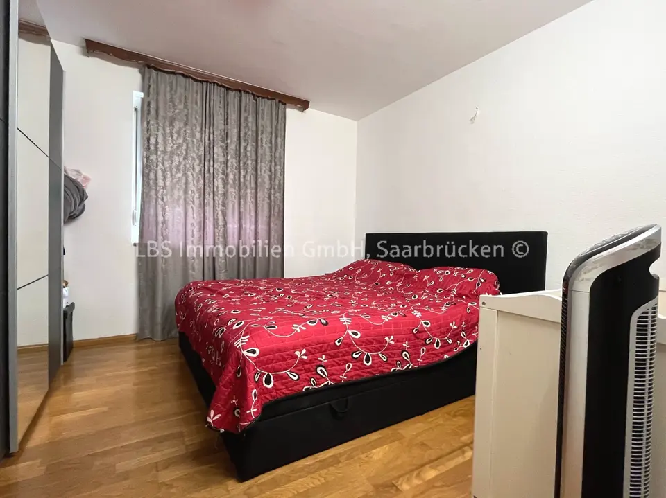 3 Zimmer Wohnung mit 85 m² in Saarbrücken – Bild 2