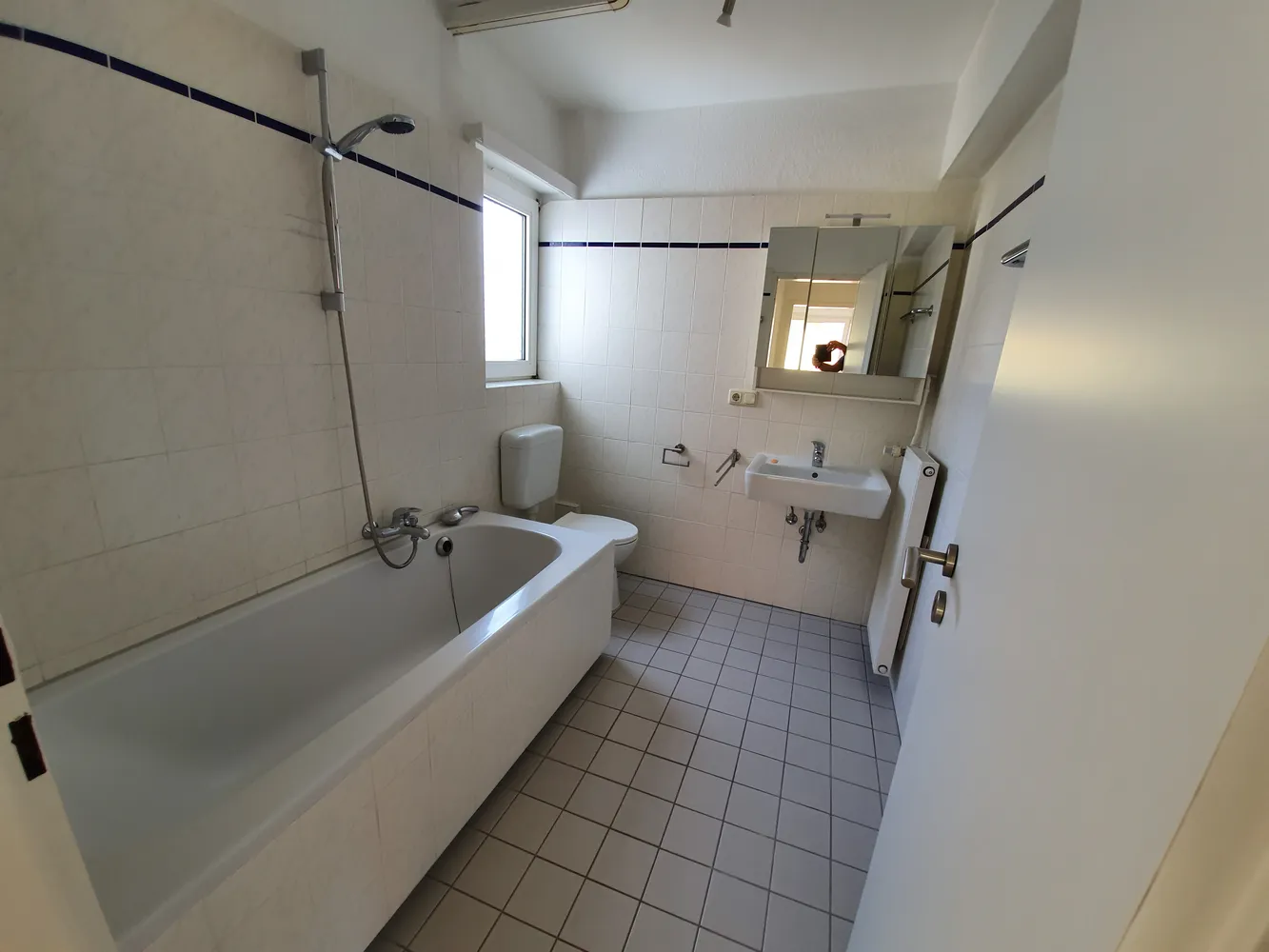 3 Zimmer Wohnung mit 90 m² in Frankfurt am Main – Bild 6