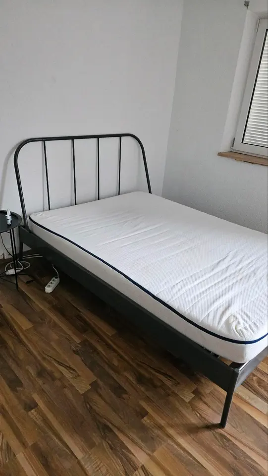 WG-Zimmer mit 18 m² in Aalen – Bild 1