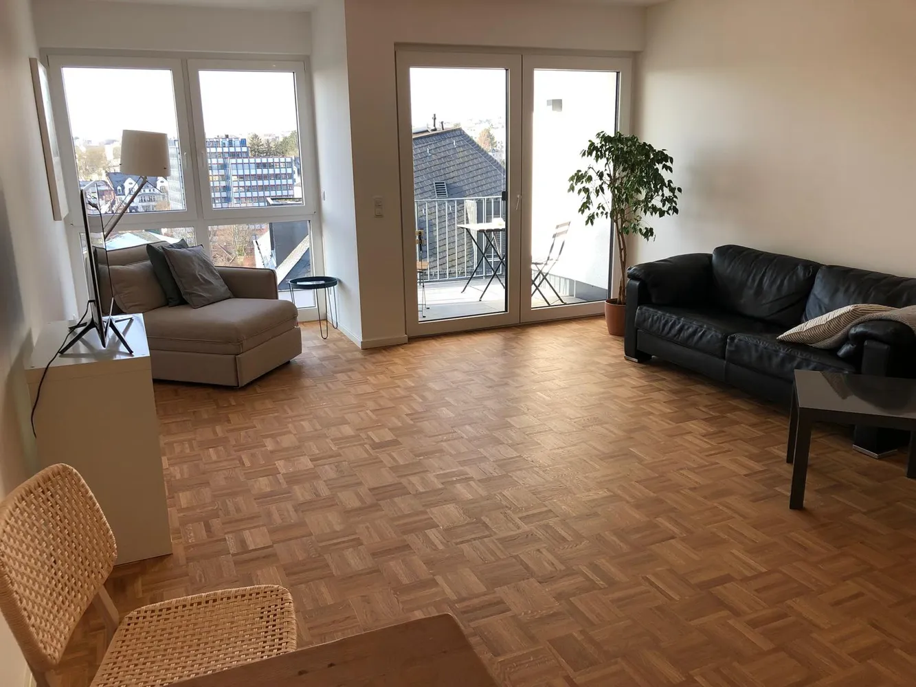 2 Zimmer Wohnung mit 55 m² in Wiesbaden – Bild 3