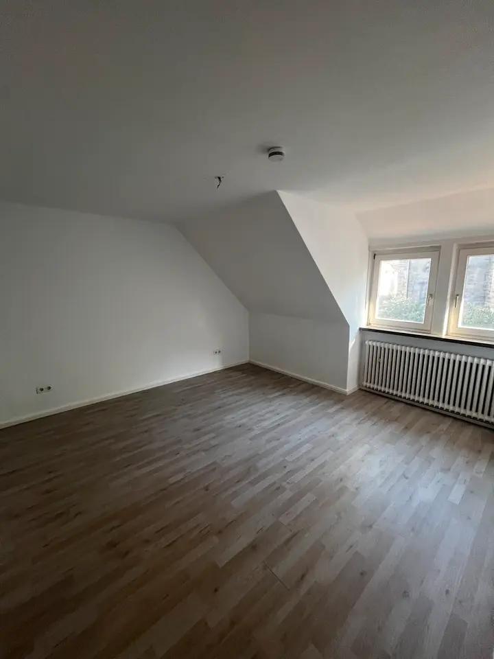 4 Zimmer Wohnung mit 92 m² in Hildesheim – Bild 2