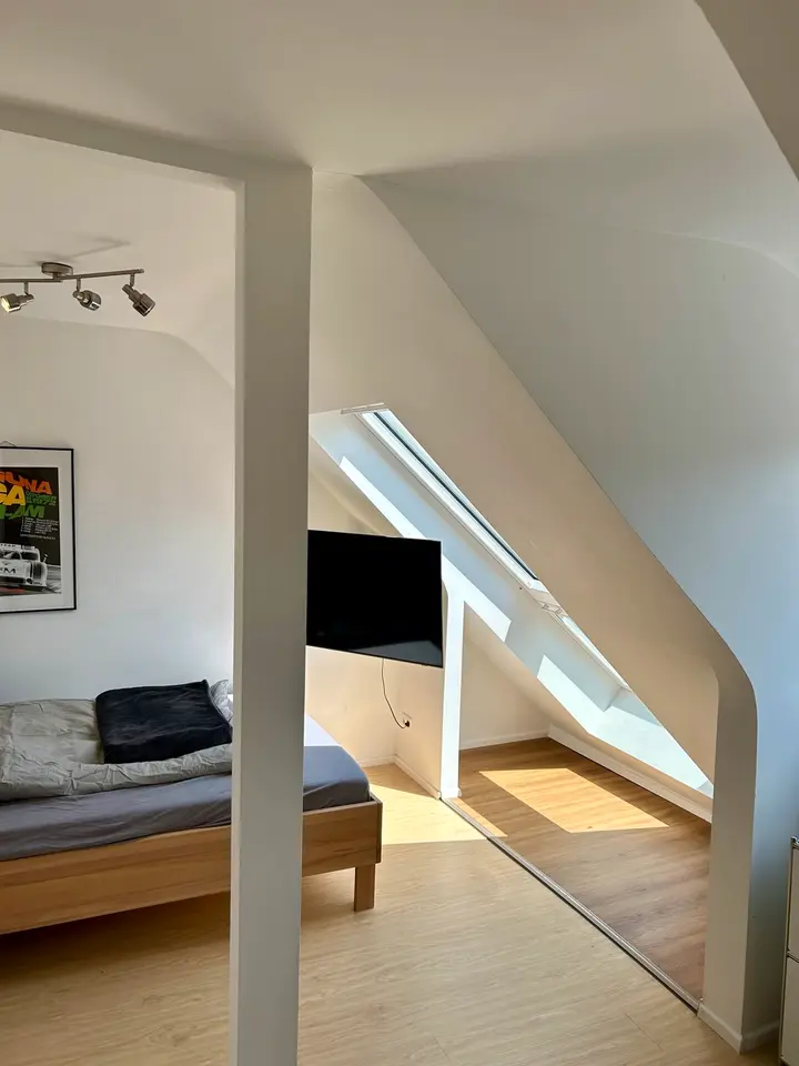 Shared room with 64 m² in Stuttgart – Photo 3
