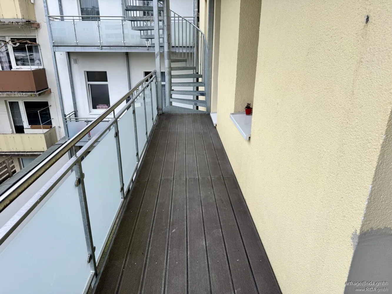 1 Zimmer Wohnung mit 30 m² in Düsseldorf – Bild 3