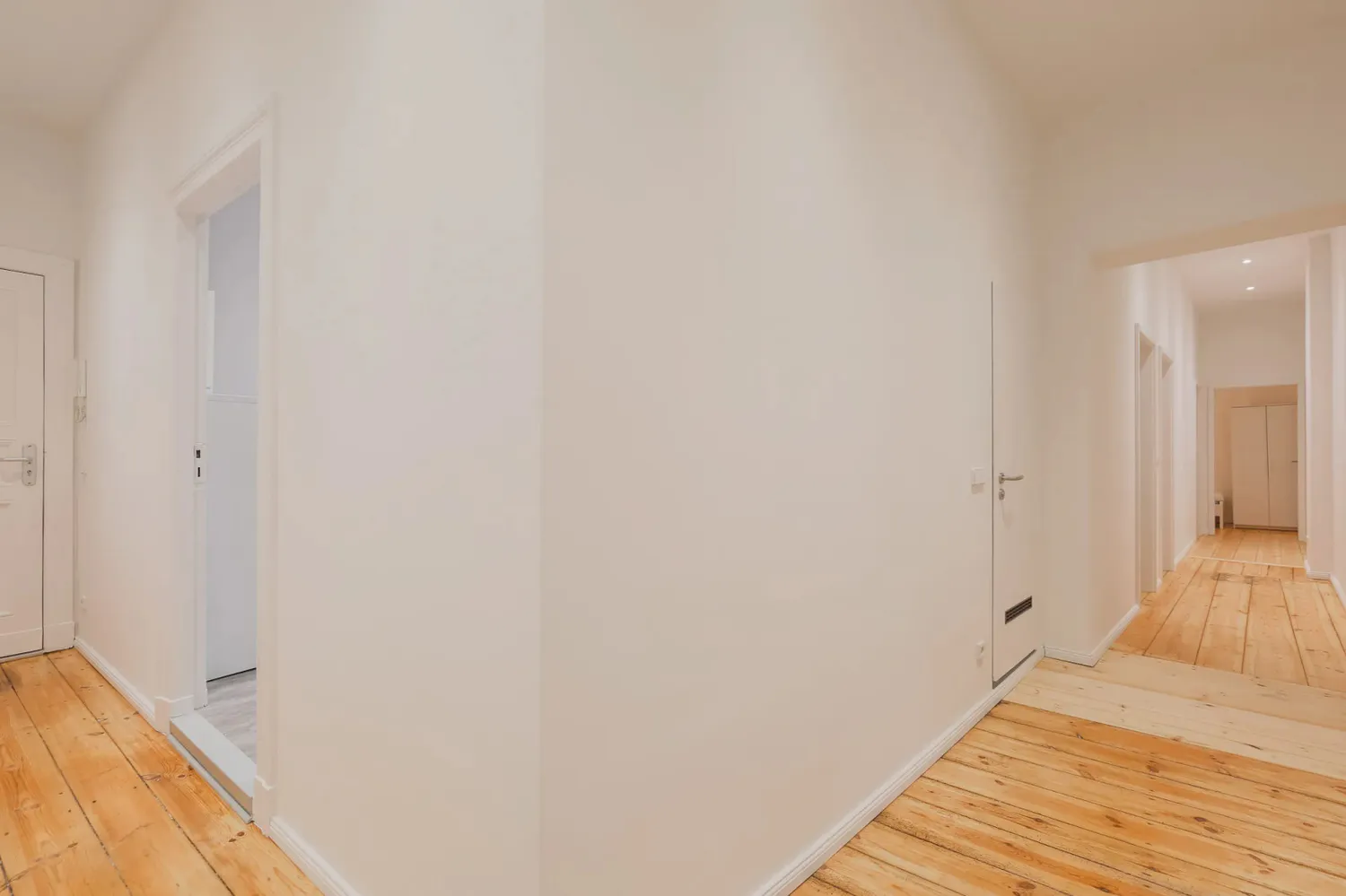 Shared room with 8 m² in Berlin – Photo 8