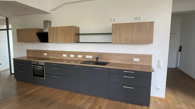 2 Zimmer Wohnung mit 168 m² in Dresden – Bild 4