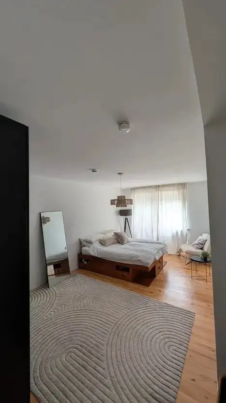 4 Zimmer Wohnung mit 98 m² in München – Bild 6