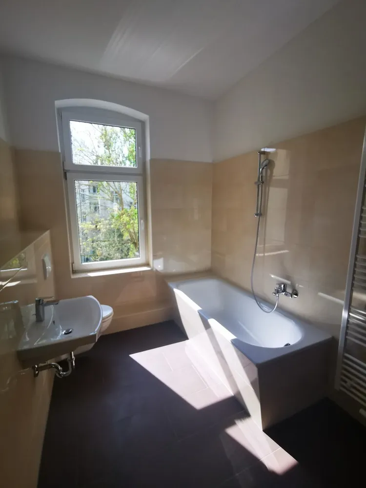 4 Zimmer Wohnung mit 105 m² in Magdeburg – Bild 12