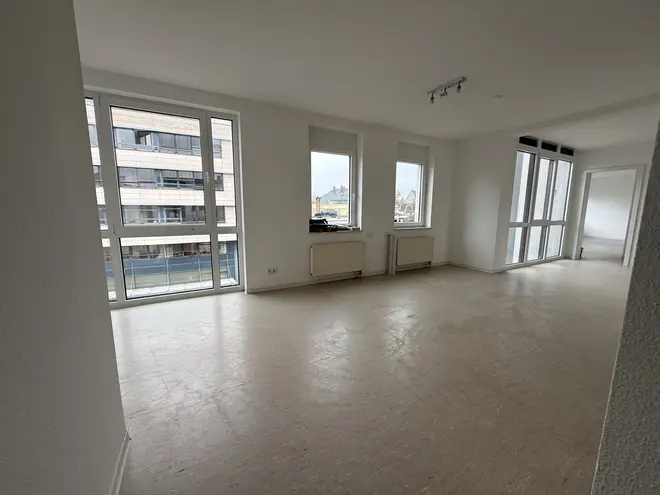 7 Zimmer Wohnung mit 35 m² in Gießen – Bild 8