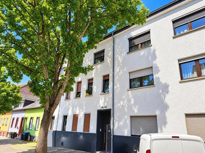 3 room apartment with 90 m² in Saarbrücken – Photo 1