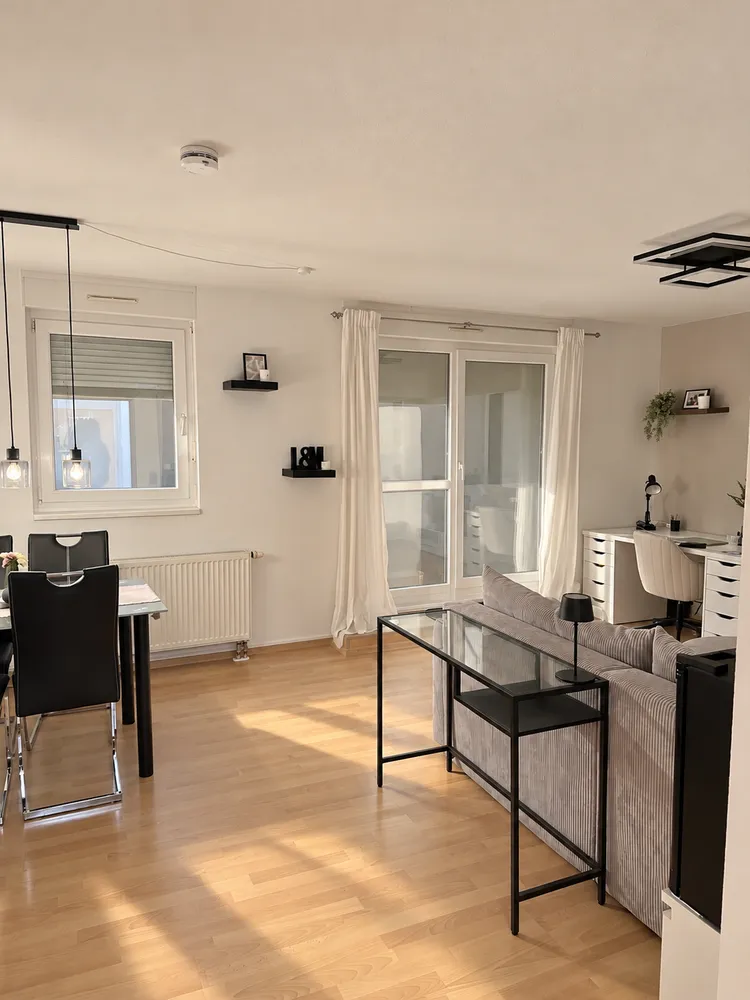 2 Zimmer Wohnung mit 68 m² in Saarbrücken – Bild 1
