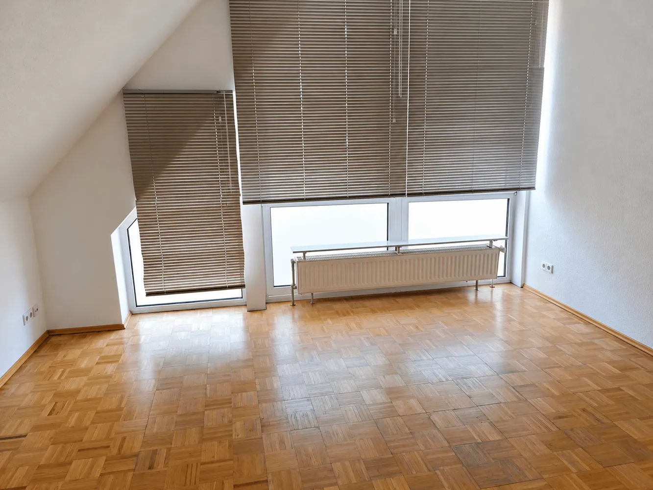4 Zimmer Wohnung mit 107 m² in Berlin – Bild 3