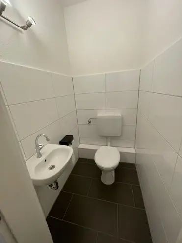 2 Zimmer Wohnung mit 91 m² in Köln – Bild 2