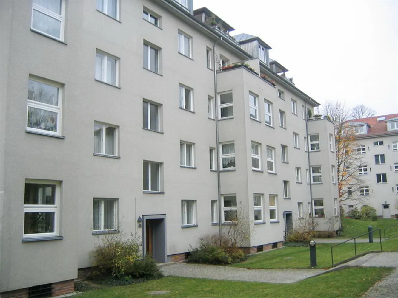 4 Zimmer Wohnung mit 119 m² in Berlin – Bild 1