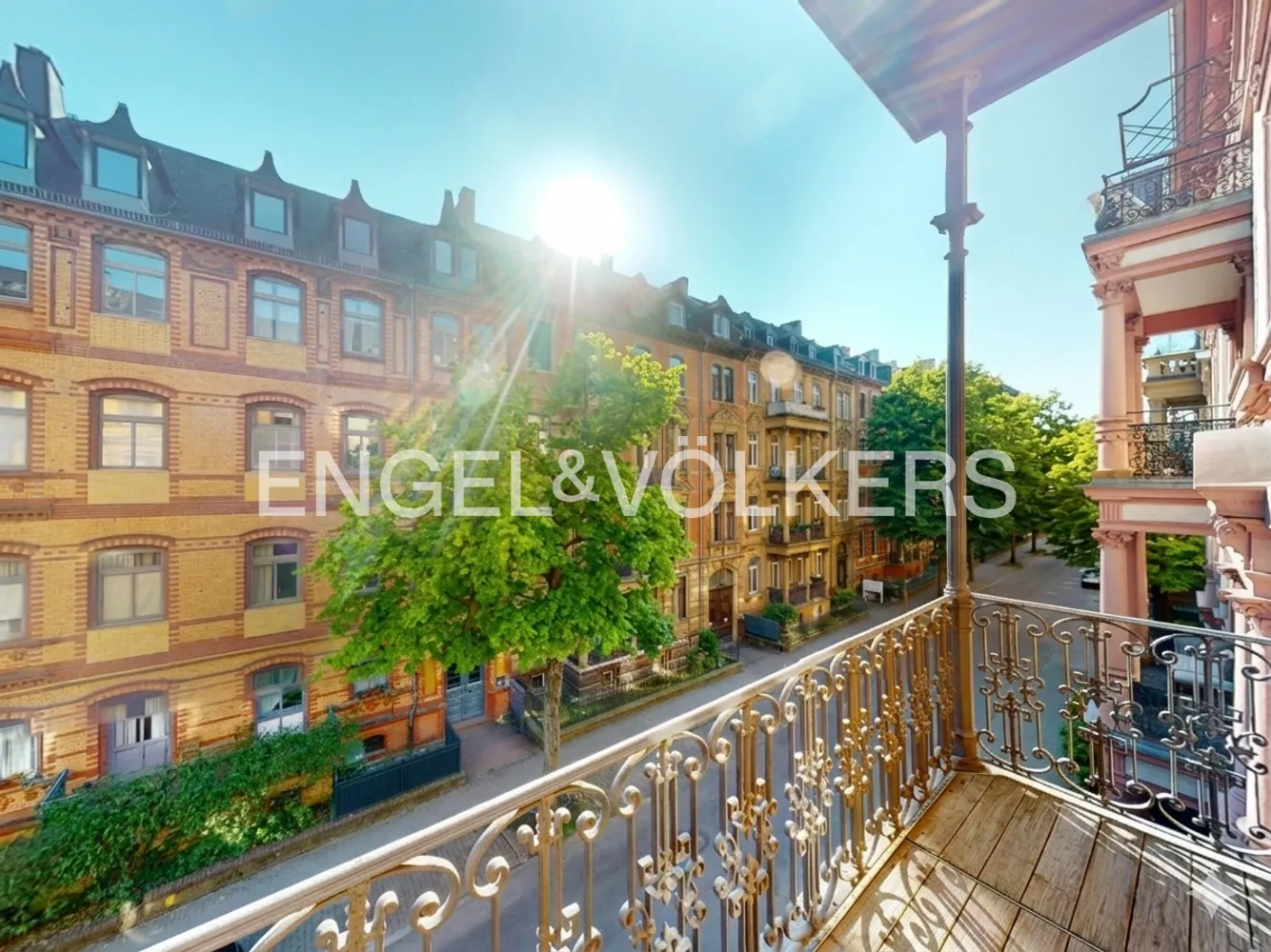 5 Zimmer Wohnung mit 145 m² in Wiesbaden – Bild 3