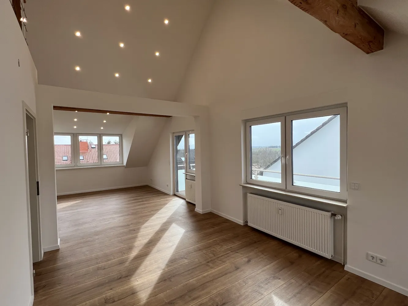 4 Zimmer Wohnung mit 110 m² in Wiesbaden – Bild 8