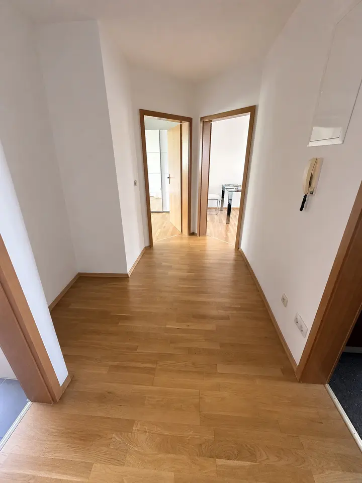 2 Zimmer Wohnung mit 64 m² in Hof – Bild 6
