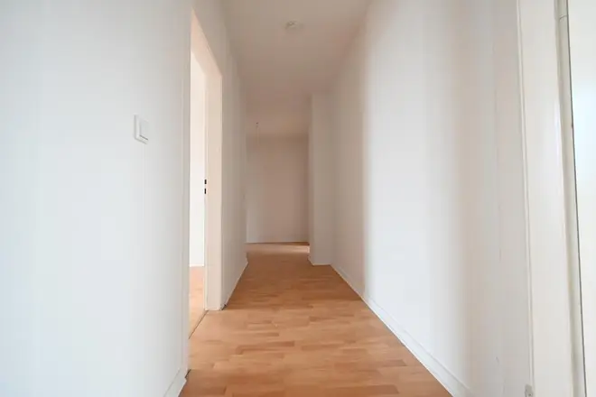 3 Zimmer Wohnung mit 74 m² in Düsseldorf – Bild 2