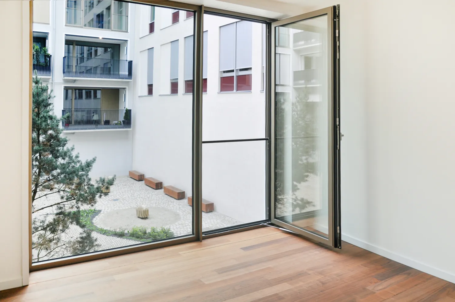 3 Zimmer Wohnung mit 117 m² in München – Bild 1