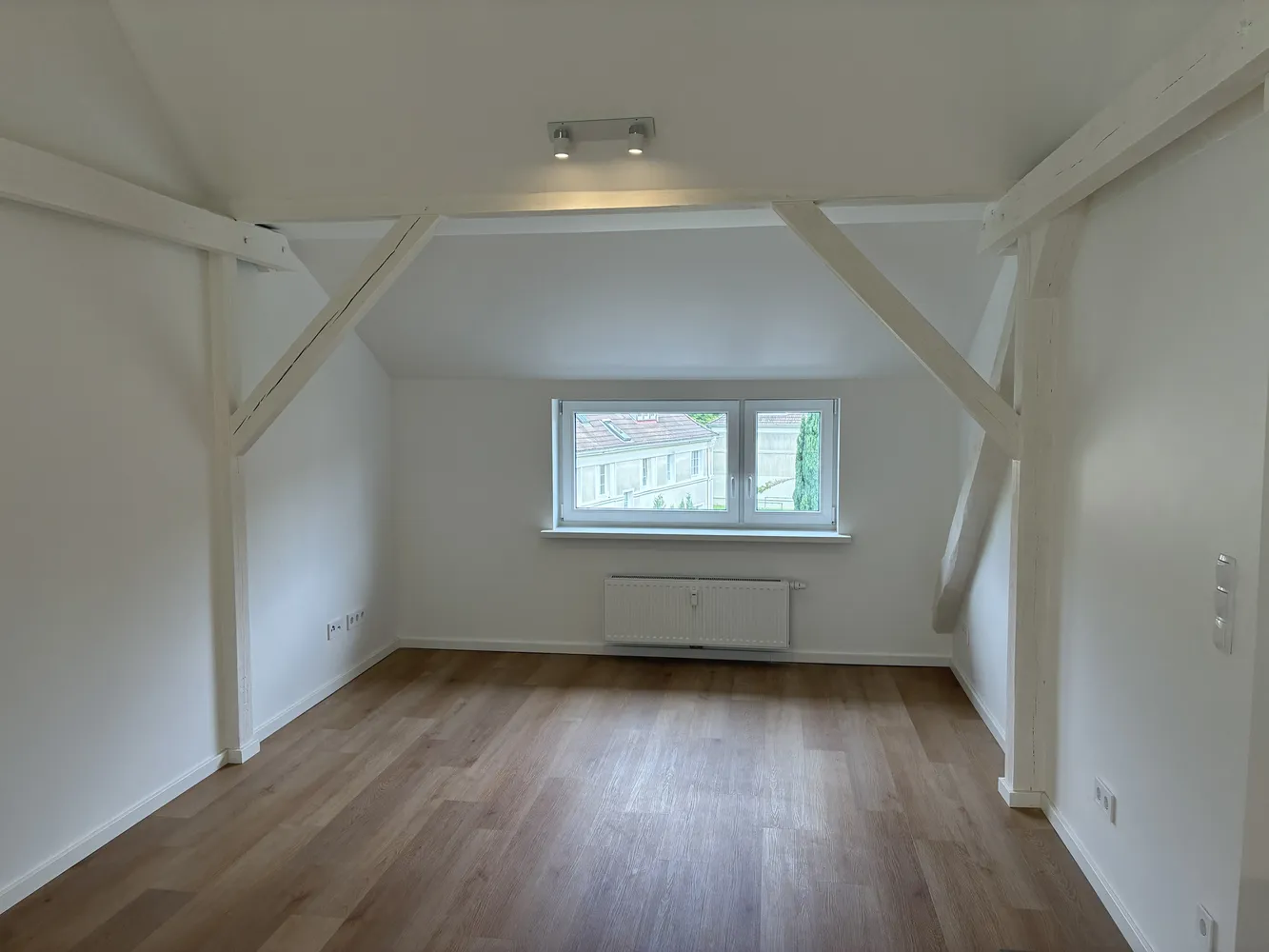 2 Zimmer Wohnung mit 57 m² in Hamburg – Bild 1