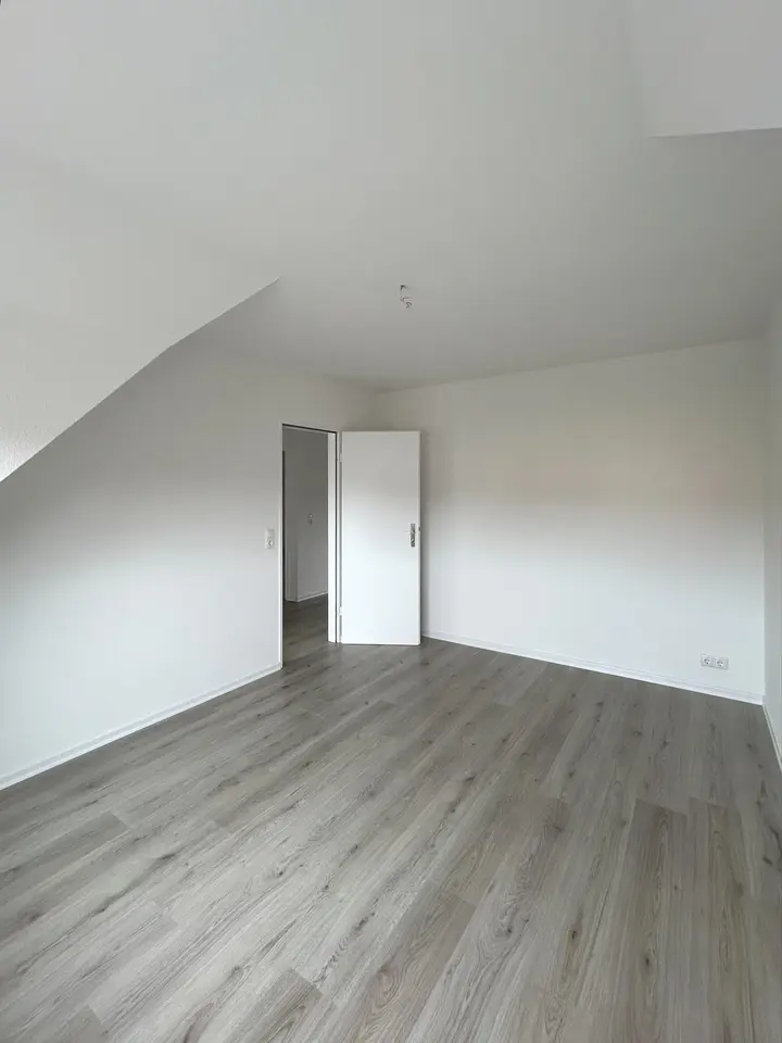 5 Zimmer Wohnung mit 120 m² in Walsrode – Bild 2