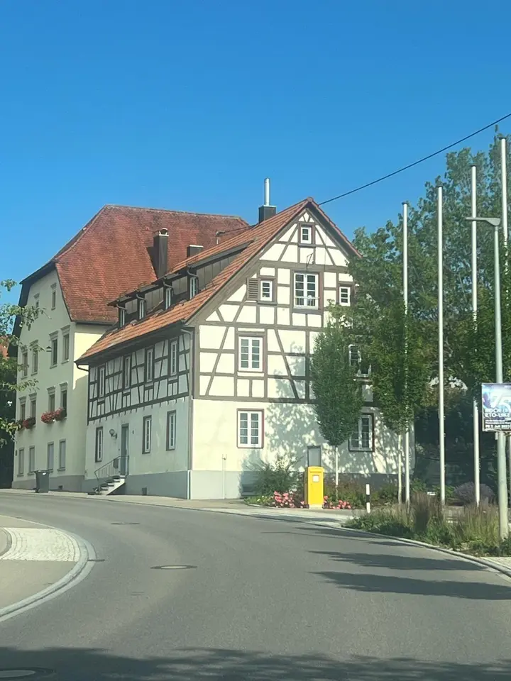 4 Zimmer Wohnung mit 100 m² in Singen – Bild 2