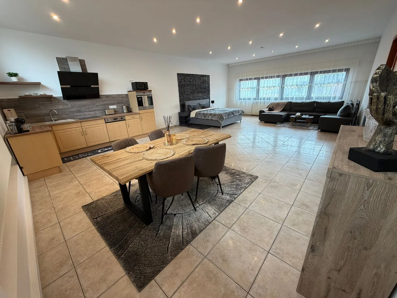 2 Zimmer Wohnung mit 77 m² in Bonn – Bild 9