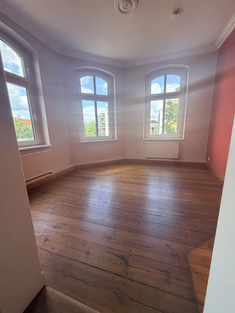 10 Zimmer Wohnung mit 207 m² in Cottbus – Bild 1