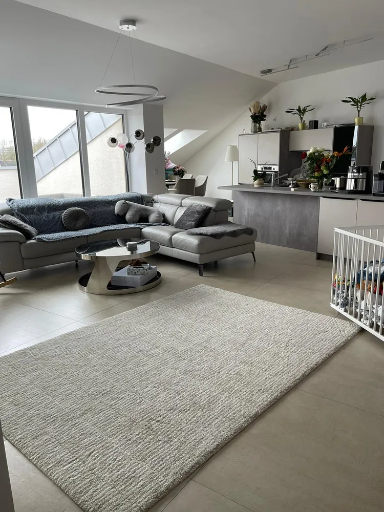 3 Zimmer Wohnung mit 94 m² in Düsseldorf – Bild 2