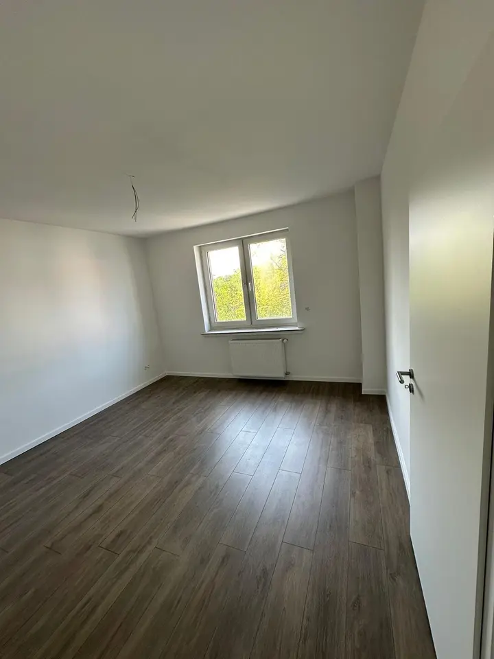 4 Zimmer Wohnung mit 100 m² in Solingen – Bild 8