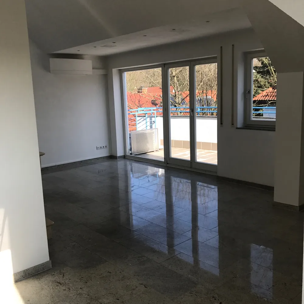 2 Zimmer Wohnung mit 101 m² in Potsdam – Bild 3