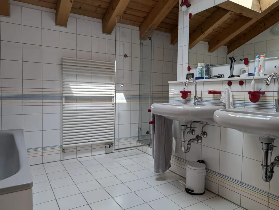 6 Zimmer Wohnung mit 250 m² in Backnang – Bild 4