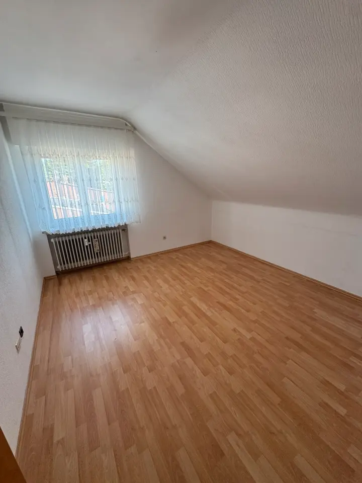 4 Zimmer Wohnung mit 90 m² in Offenbach – Bild 3
