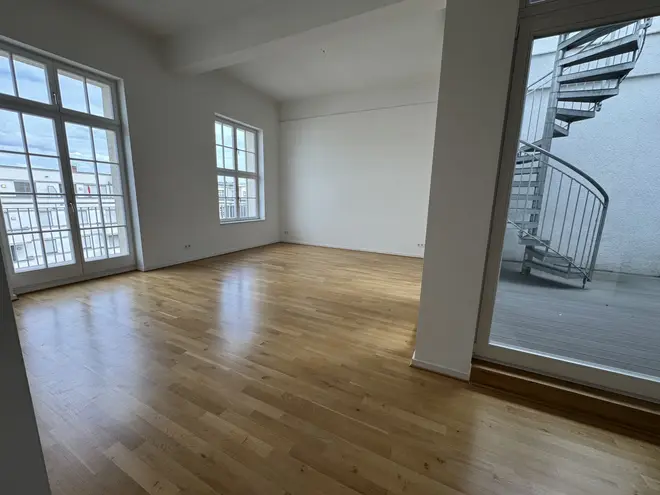 5 Zimmer Wohnung mit 130 m² in Leipzig – Bild 2