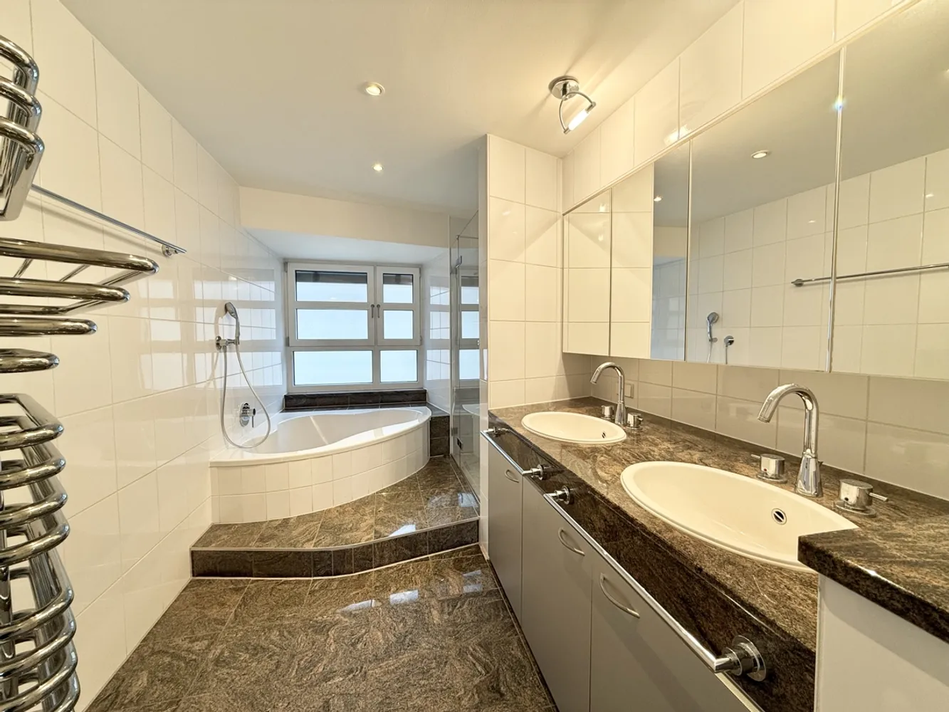 5 Zimmer Wohnung mit 244 m² in Karlsruhe – Bild 5