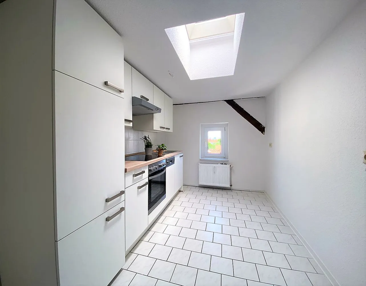 2 Zimmer Wohnung mit 79 m² in Magdeburg – Bild 1