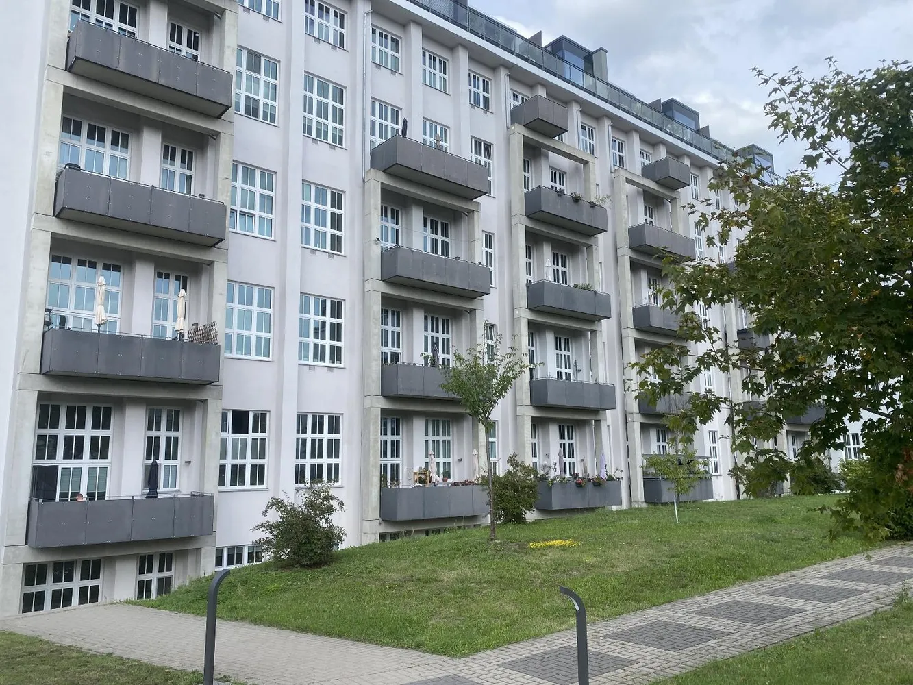 2 room apartment with 77 m² in Magdeburg – Photo 1