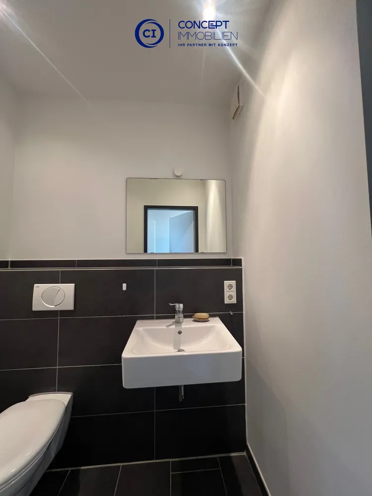 6 Zimmer Wohnung mit 154 m² in Köln – Bild 3