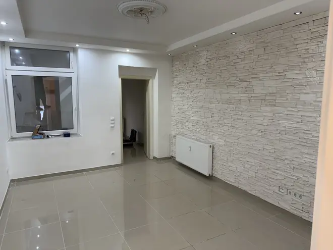2 Zimmer Wohnung mit 81 m² in Oberhausen – Bild 2