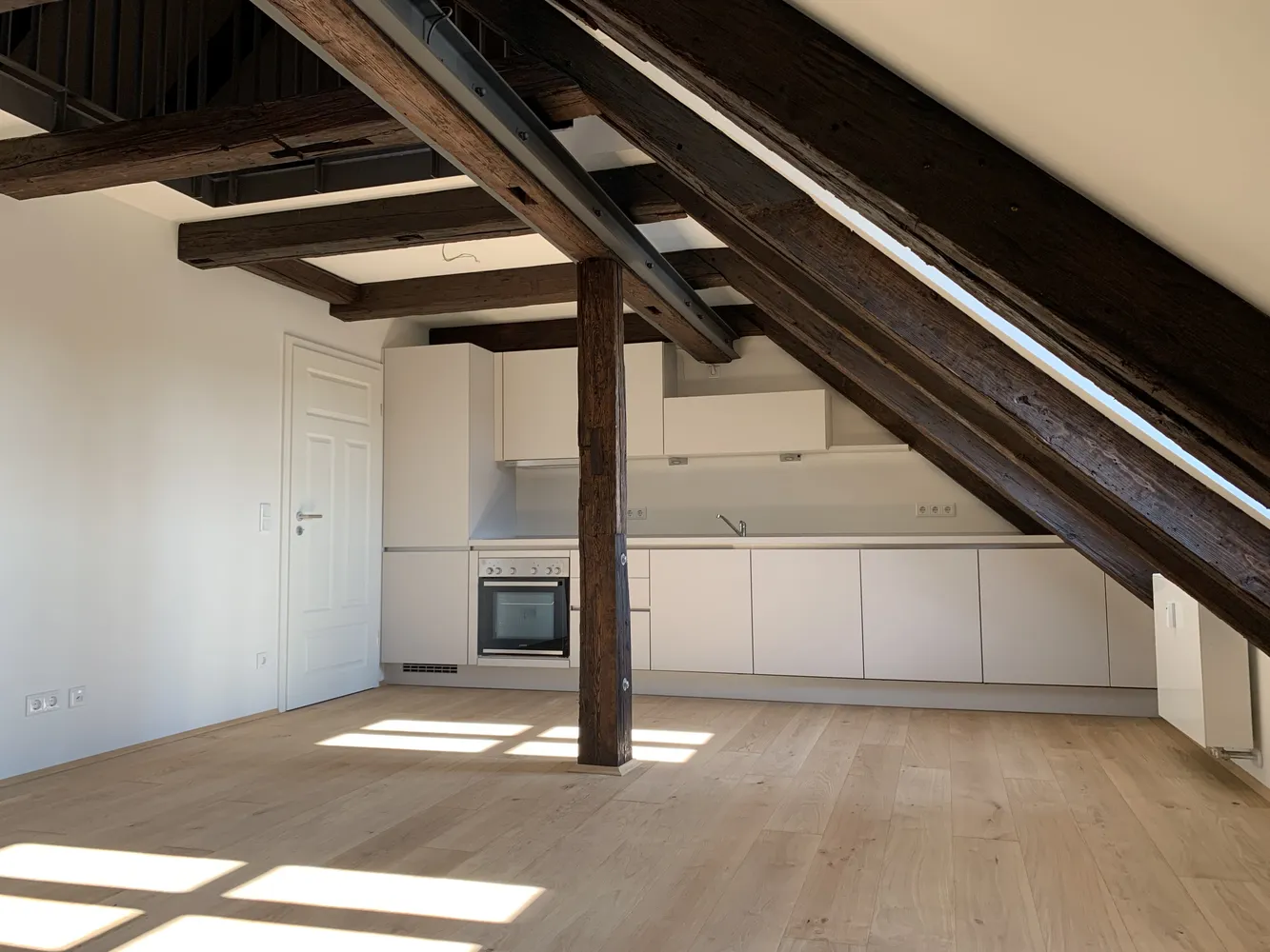 2 Zimmer Wohnung mit 58 m² in Regensburg – Bild 1